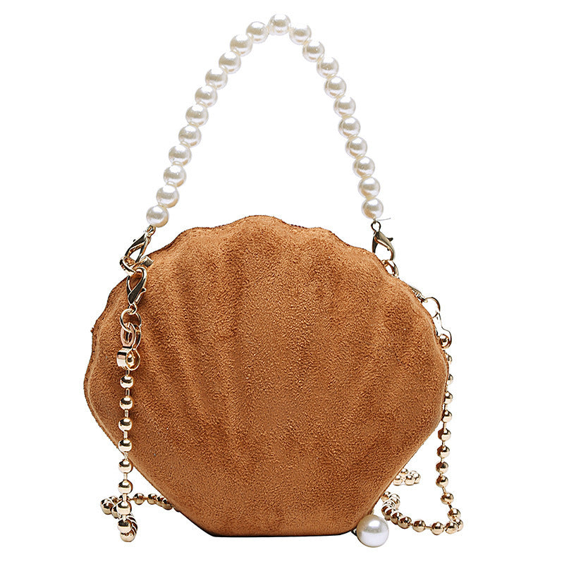 Shell style single shoulder diagonal bag